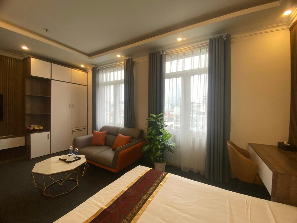 Win & Hotel