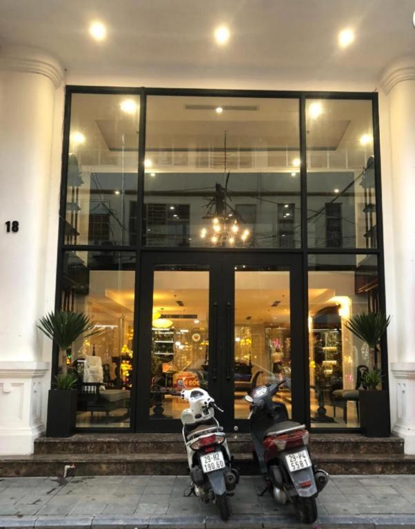 Bay Luxury Hotel Hanoi