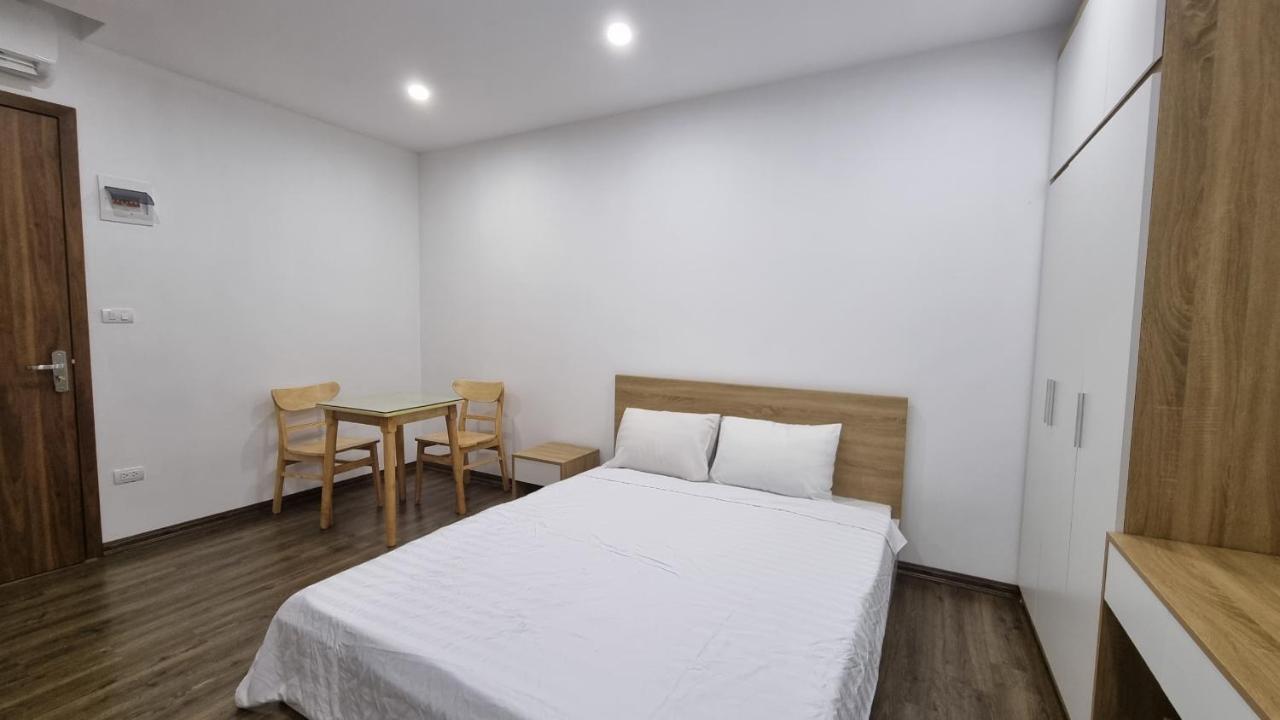 Era Khuc Thua Du Khách sạn hẻo lánh