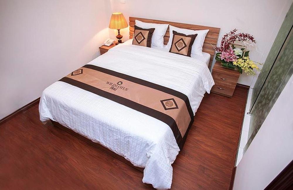 Lotus Village Hotel 3*