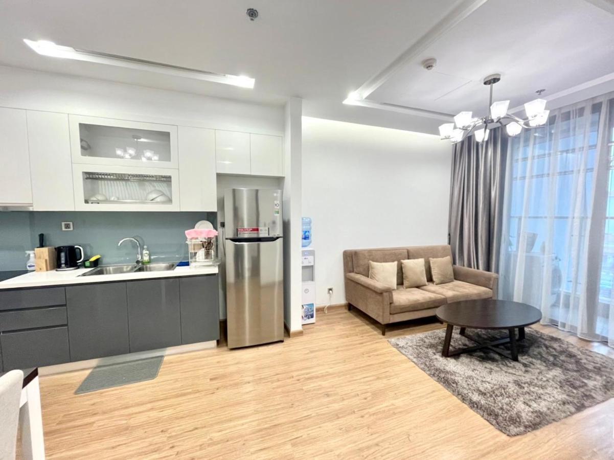 Hana Housing - Vinhomes Metropolis Apartment