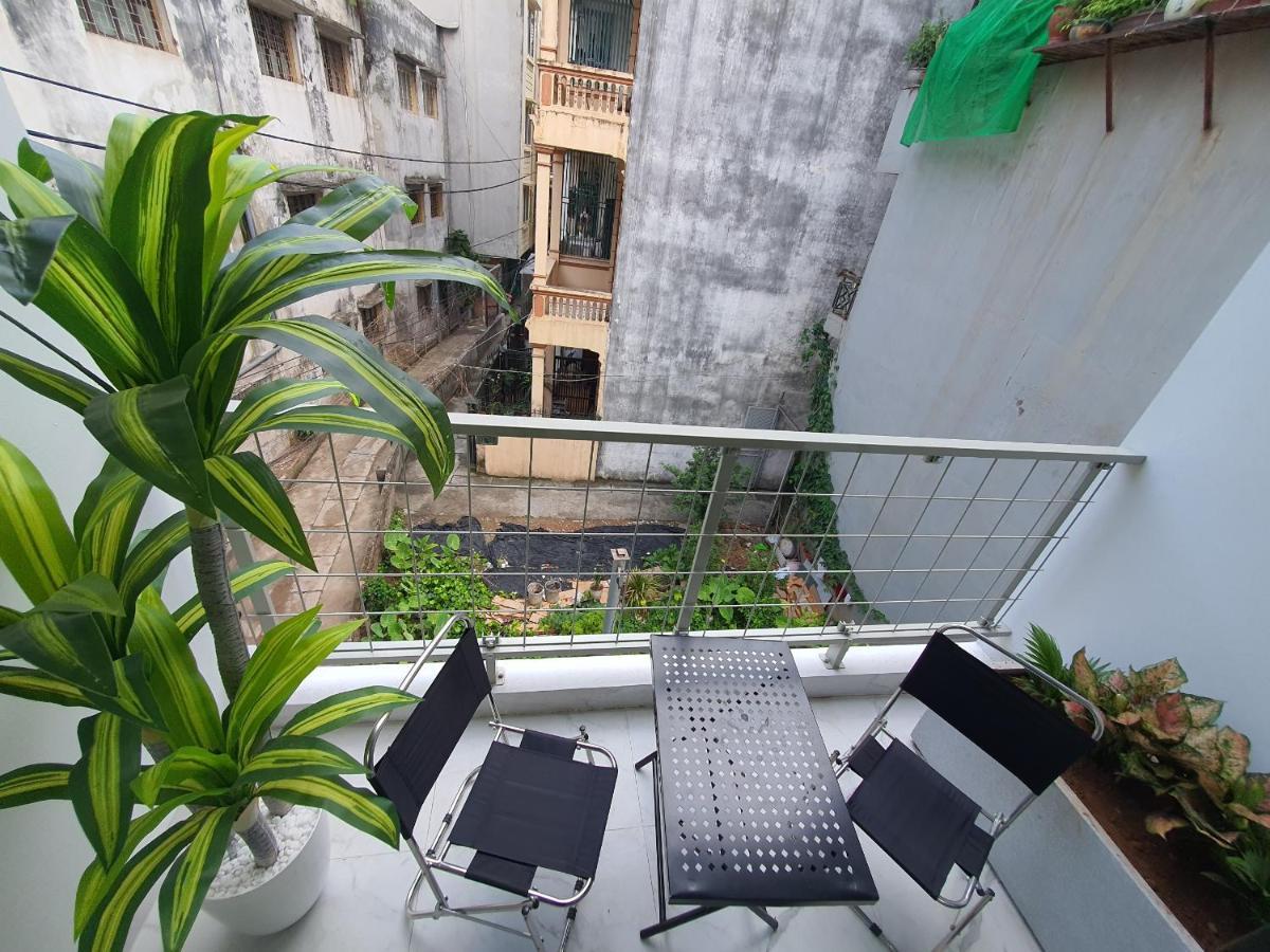 Pham Dong, Ha Noi *