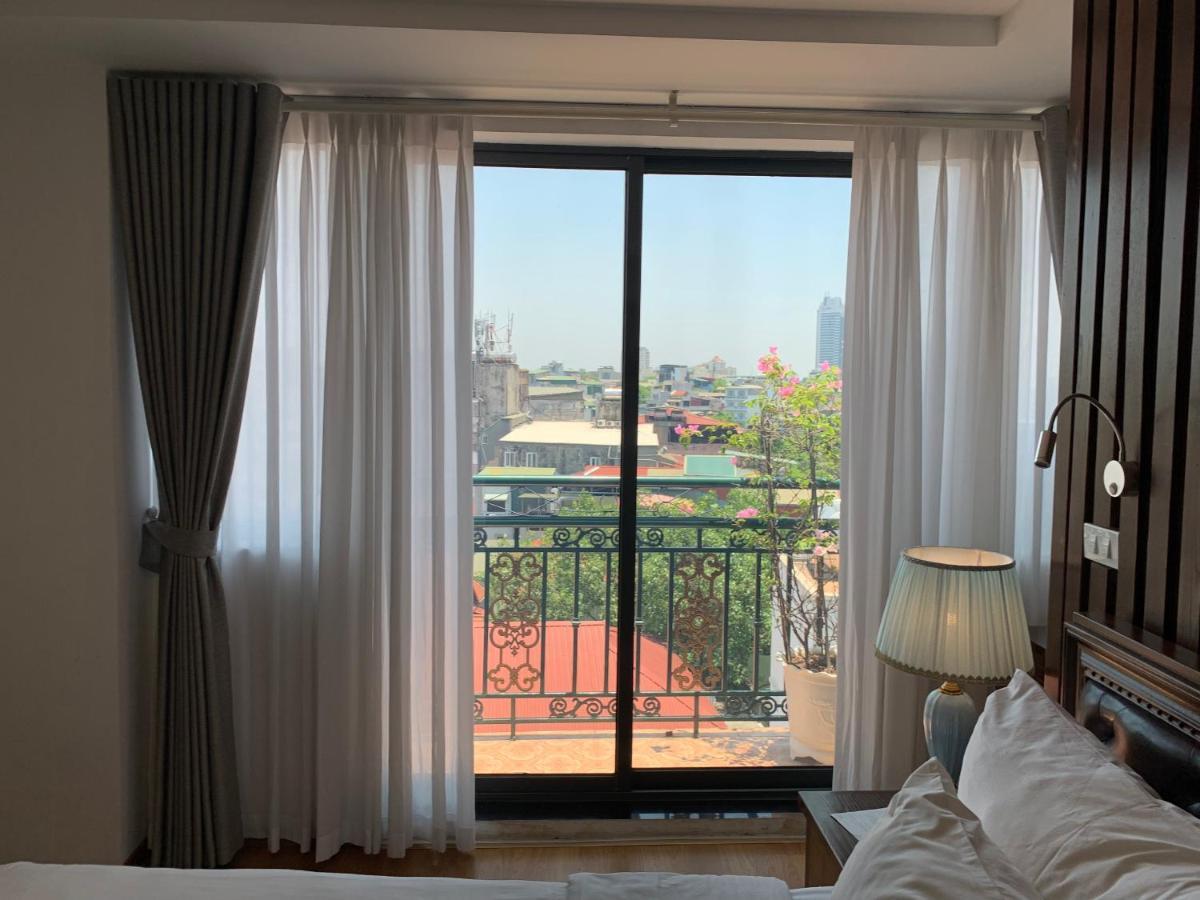 Hotel Free Airport Service Deals W Singita Classy Boutique & Travel Hanoi