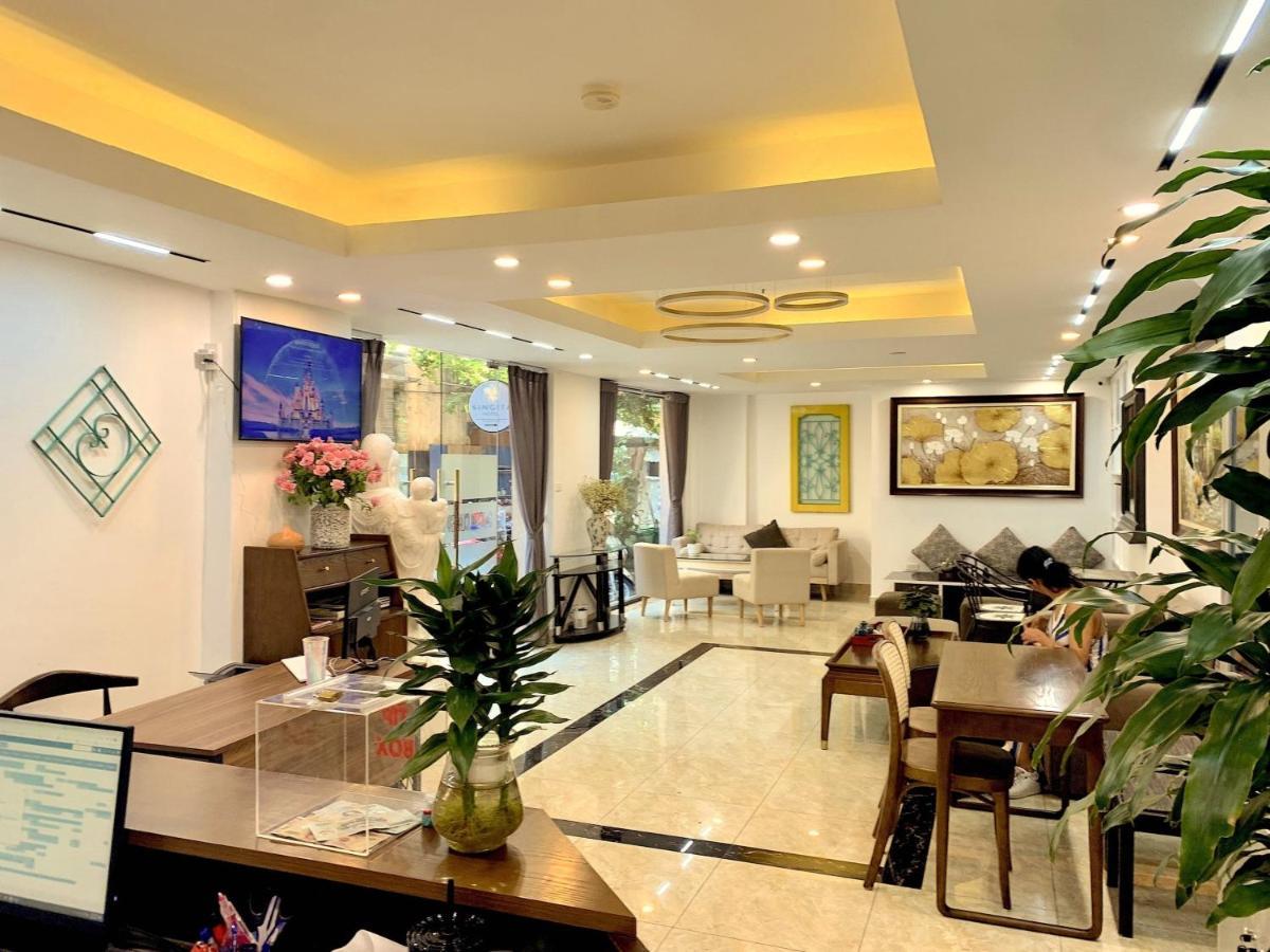 Free Airport Service Deals W Singita Classy Boutique & Travel Hanoi