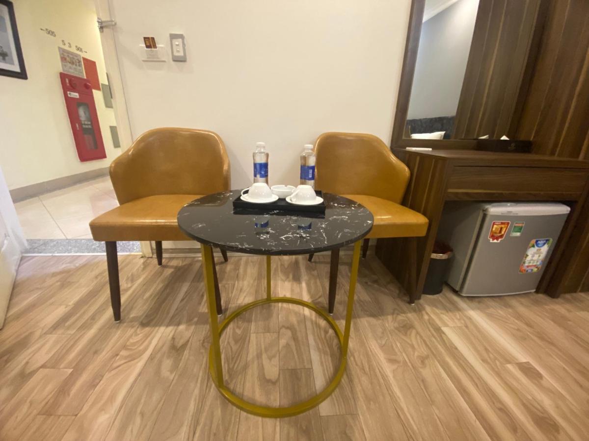 Hotel Win & 3*