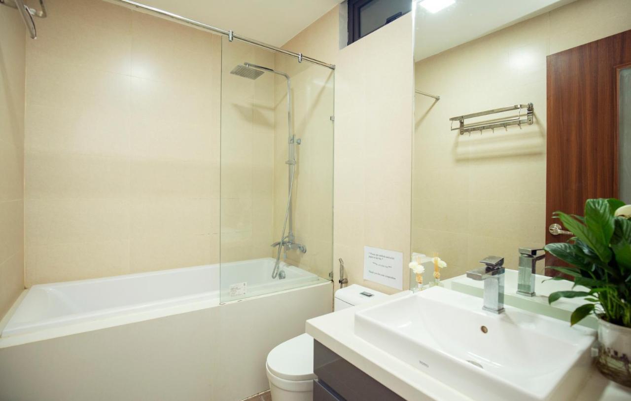 Apartment La Passion - Tay Ho One Bedroom Apartment!