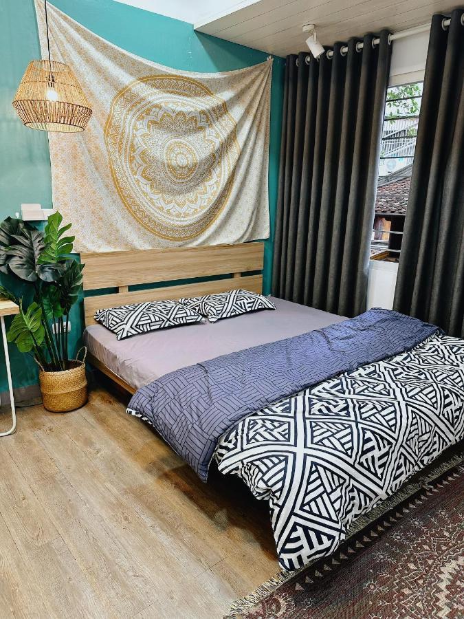 Gem House Homestay *