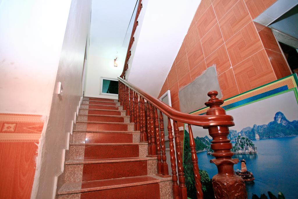 Avi Airport