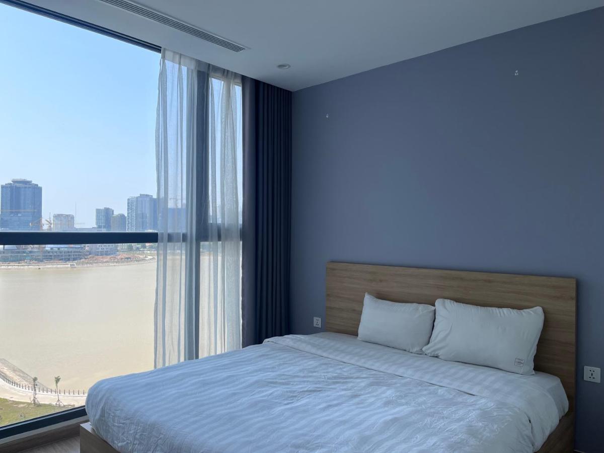 Apartamento Vinhomes Skylake Luxury 3 Br *