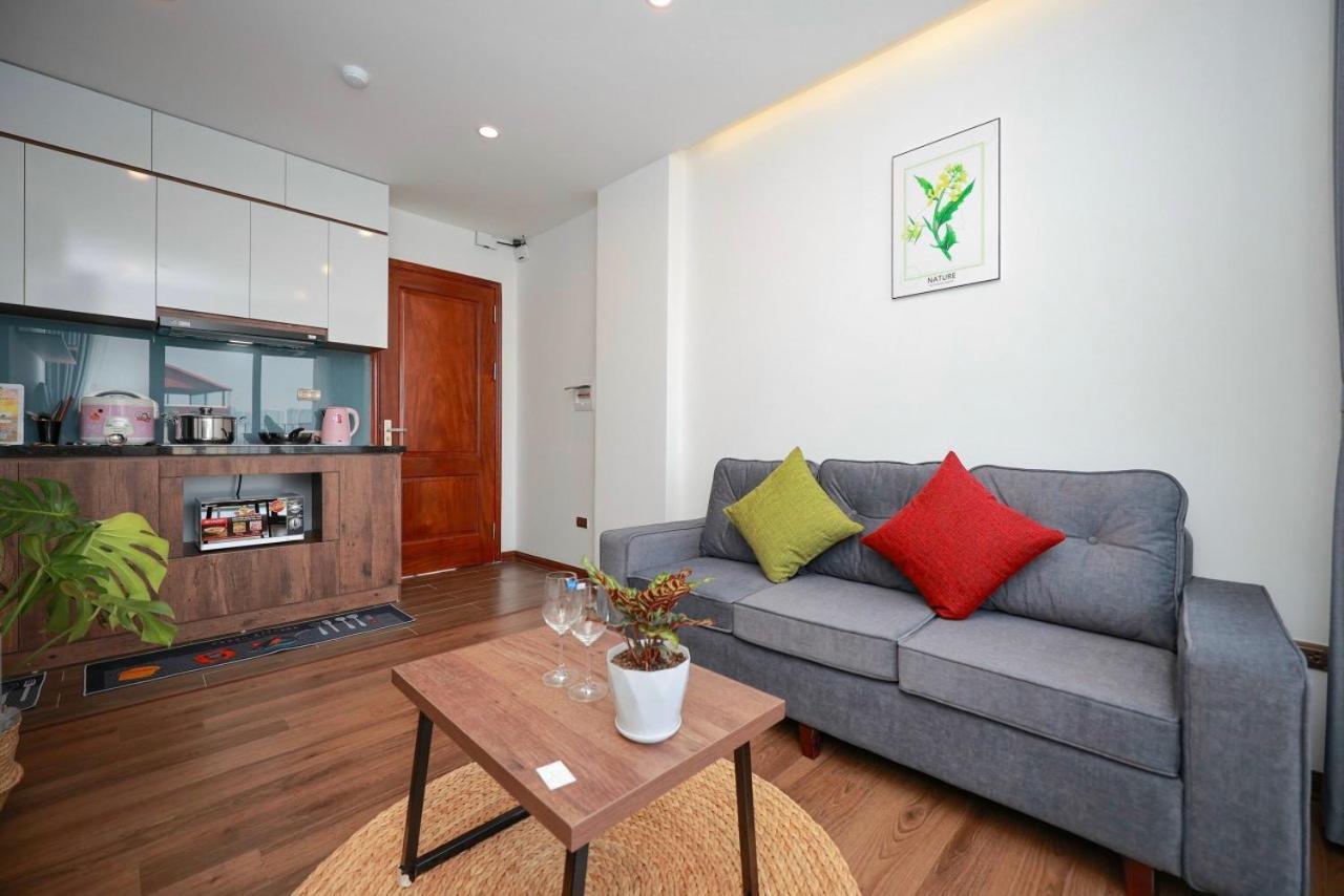 Sweethome 121 Yen Phu Westlake Apartment