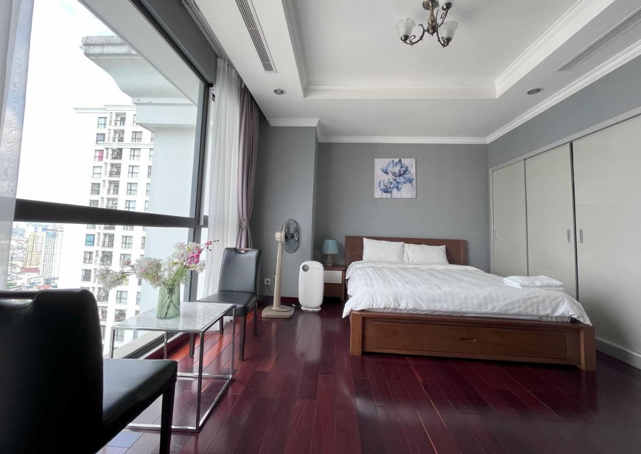 Căn hộ Vinhomes Royal 3 Br Hà Nội