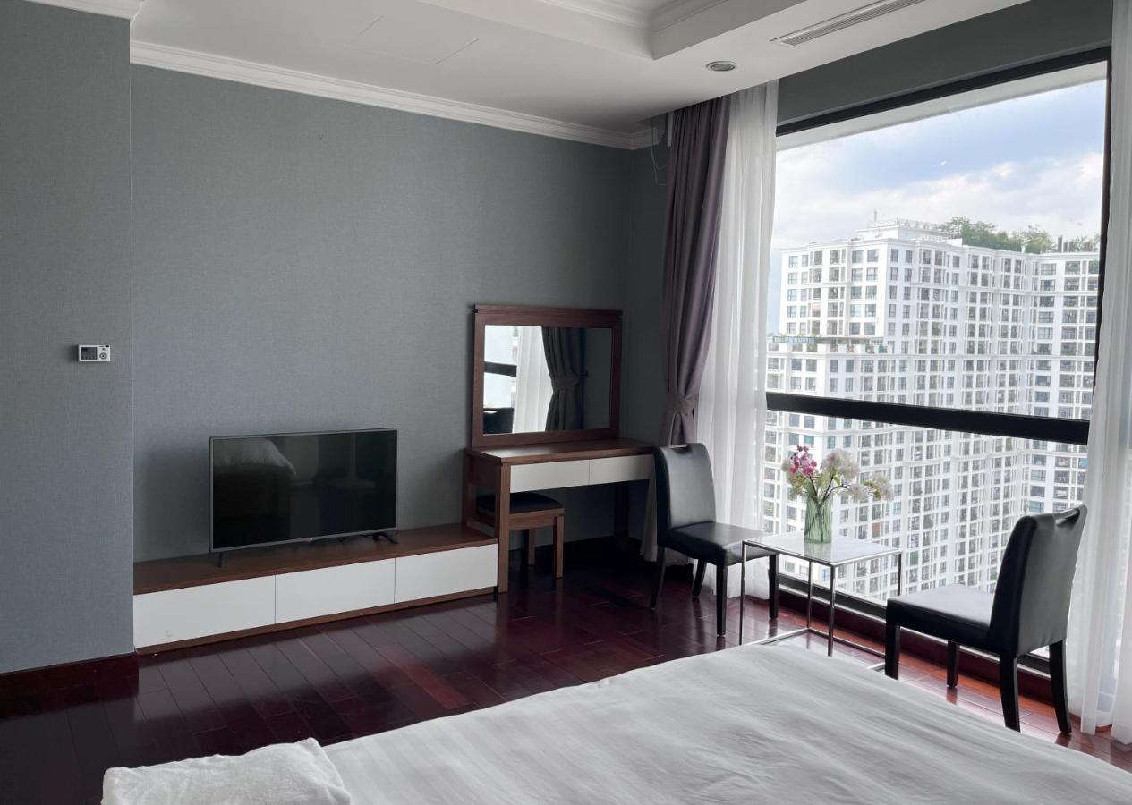 Vinhomes Royal 3 Br Căn hộ Hà Nội