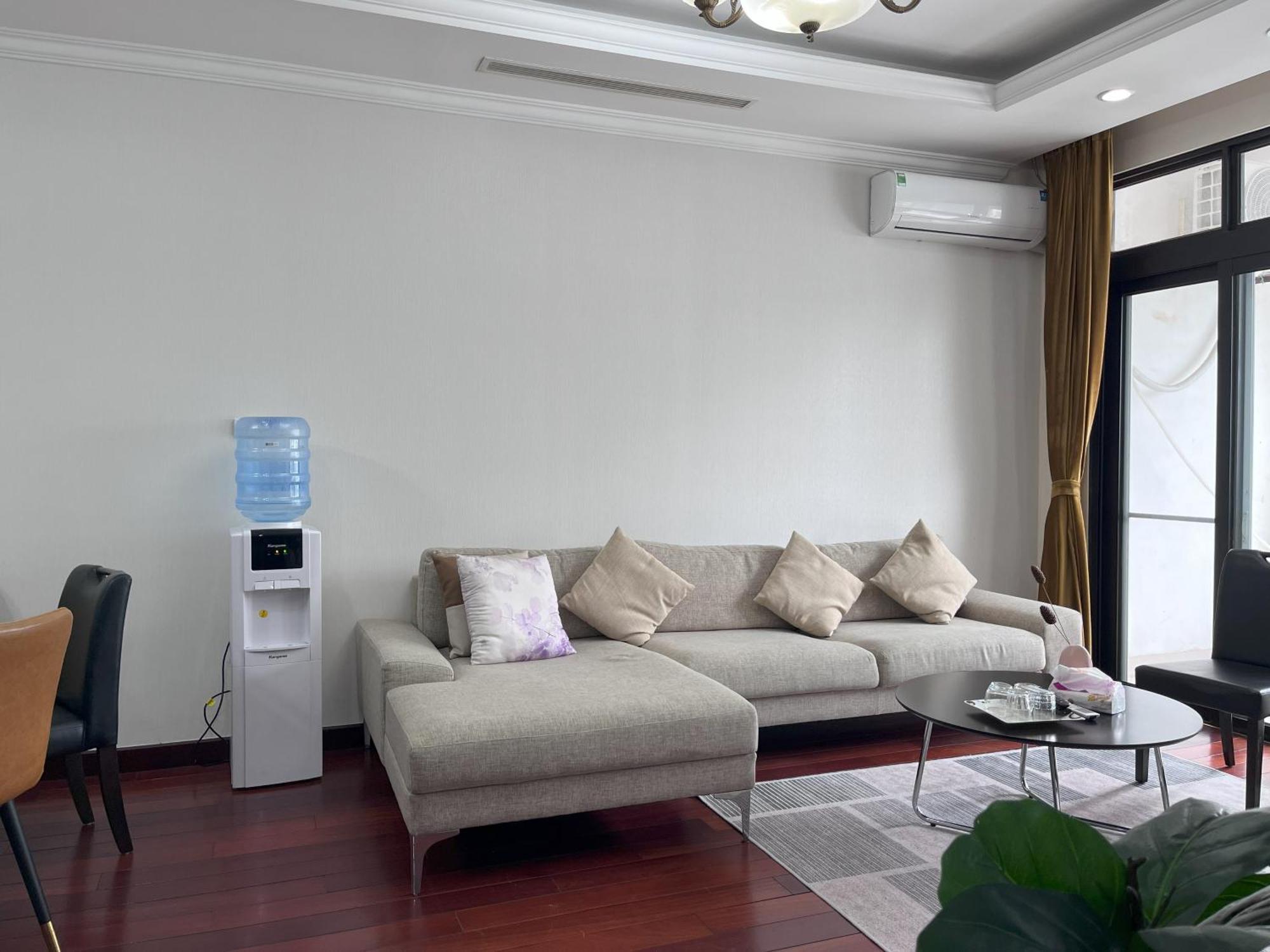 Căn hộ Vinhomes Royal 3 Br Hà Nội