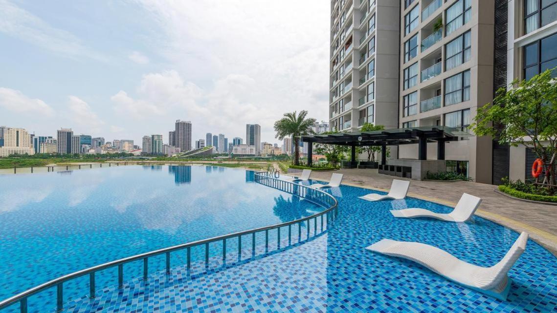 Apartamento Vinhomes Skylake Luxury 3 Br