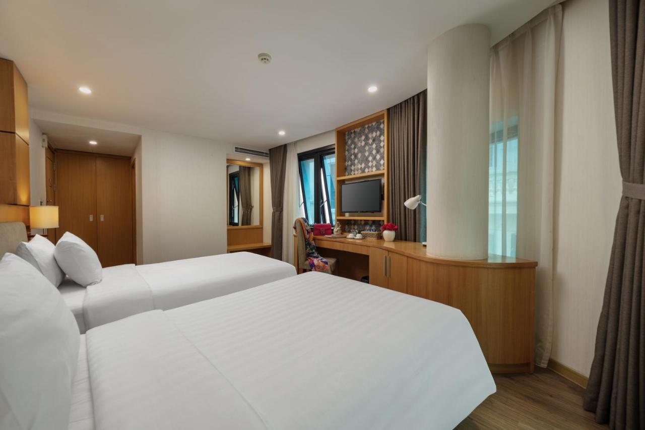 Halo Hotel
