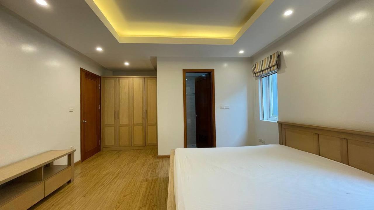 Ho Ba Mau Lilyhome * Hanoi