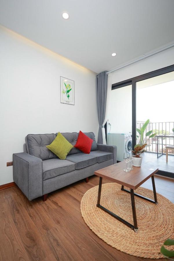 Sweethome 121 Yen Phu Westlake * Hanoi