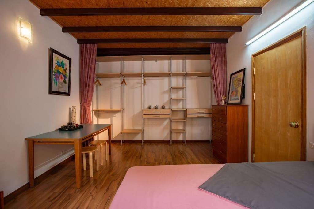 Apartment L'amant Homestay Hanoi