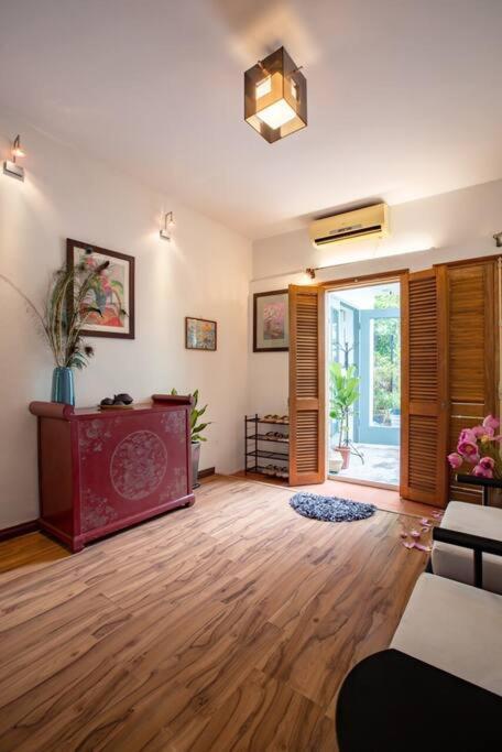 L'amant Homestay