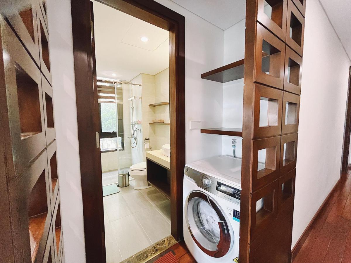 8 - Luxury Apartment, Open View Hanoi