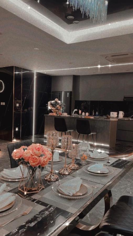 Apartamento Royal Penhouse Duplex Nguyen Xien *