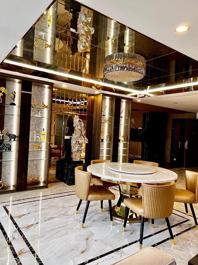 Royal Penhouse Duplex Nguyen Xien Apartment