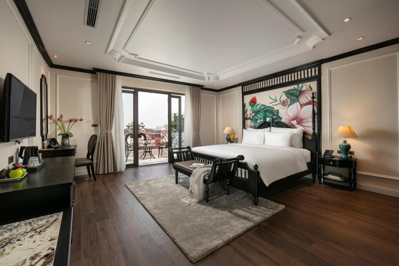 Amira Hotel 4*