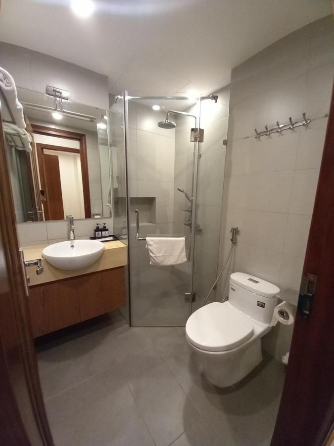 Apartment Luxe Paradise Trinh Cong Son Hanoi