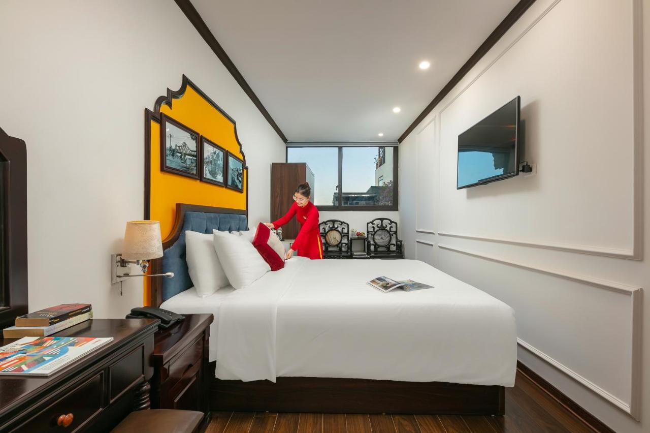 Silk Castle & Hotel