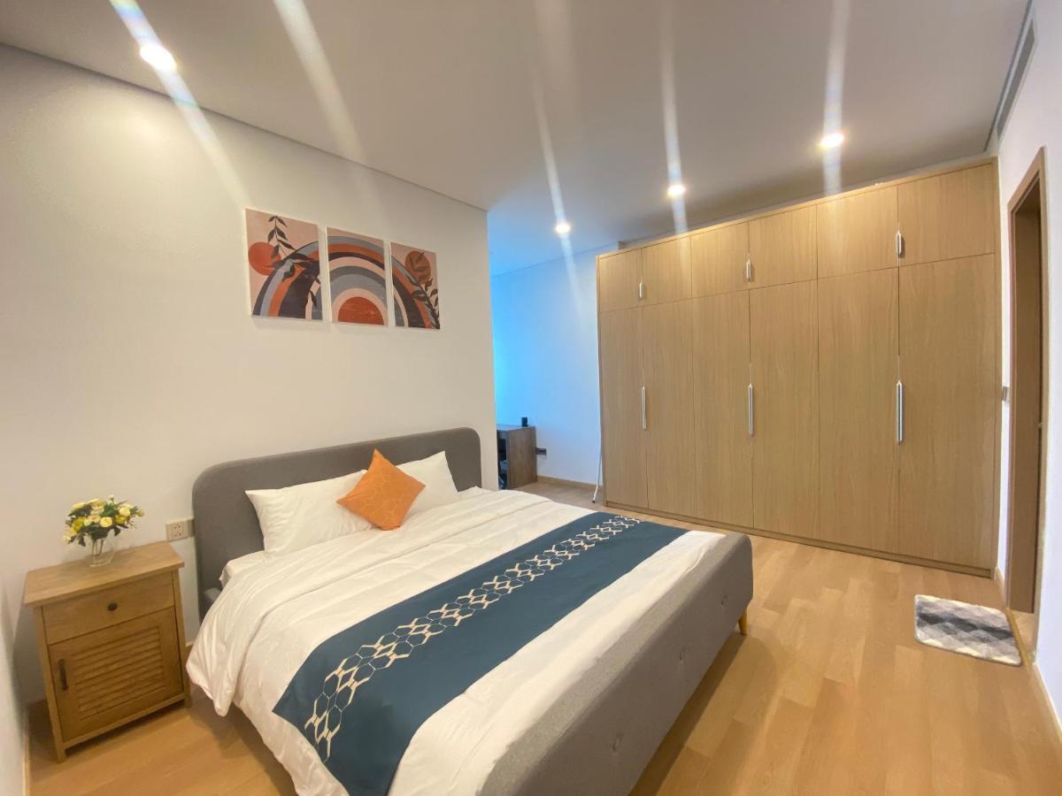 Lancaster Luminaire - 1152 Lang Street Apartment Hanoi