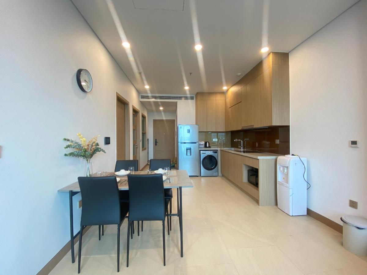 Lancaster Luminaire - 1152 Lang Street * Hanoi