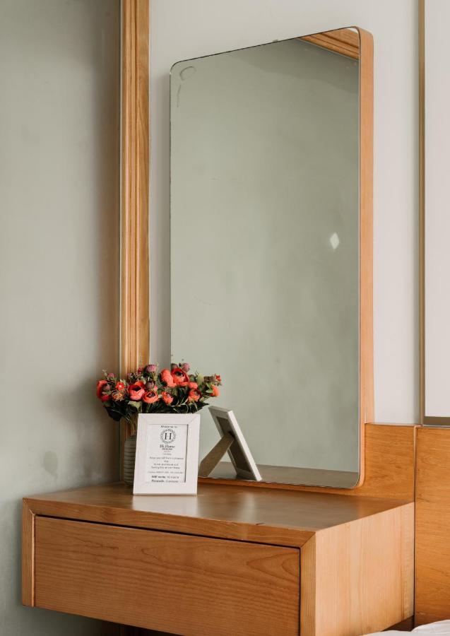 Hi-home - The West Xuan Dieu Apartment