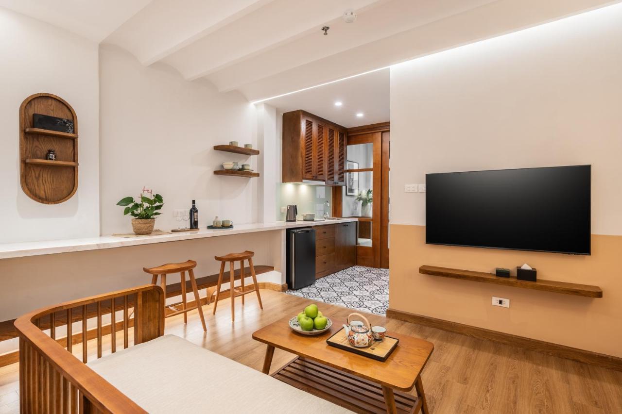 Le Parfum And Apartment Hanoi