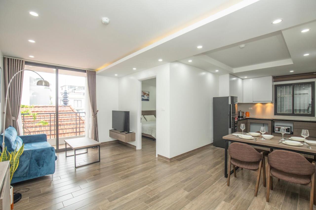 The Valley - Westlake Apartment