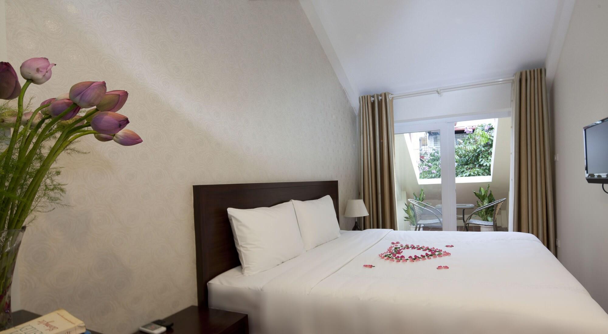 Hotel Rising Dragon Legend