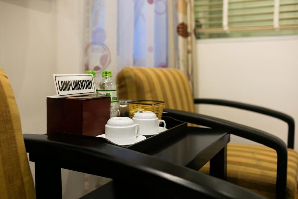 Phoenix Legend & Travel Hanoi
