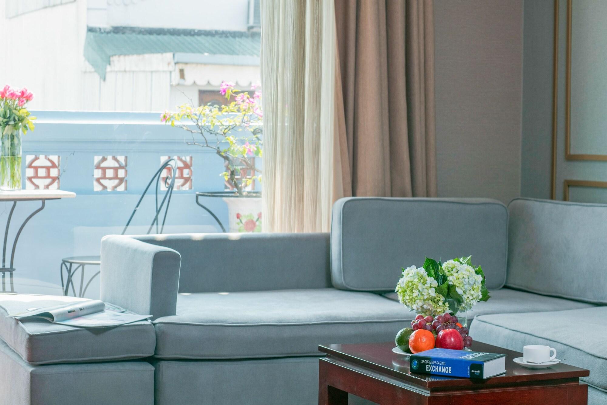 Hotel Quoc Hoa Premier