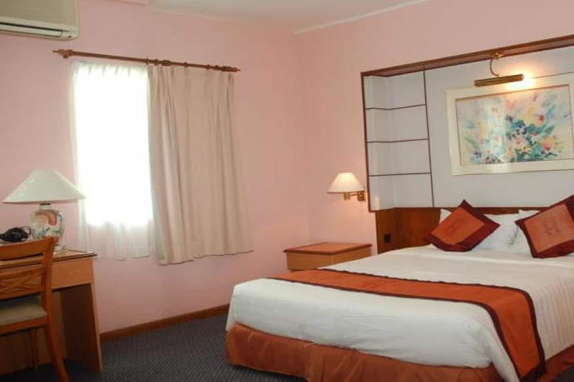 Heritage Hotel 3*