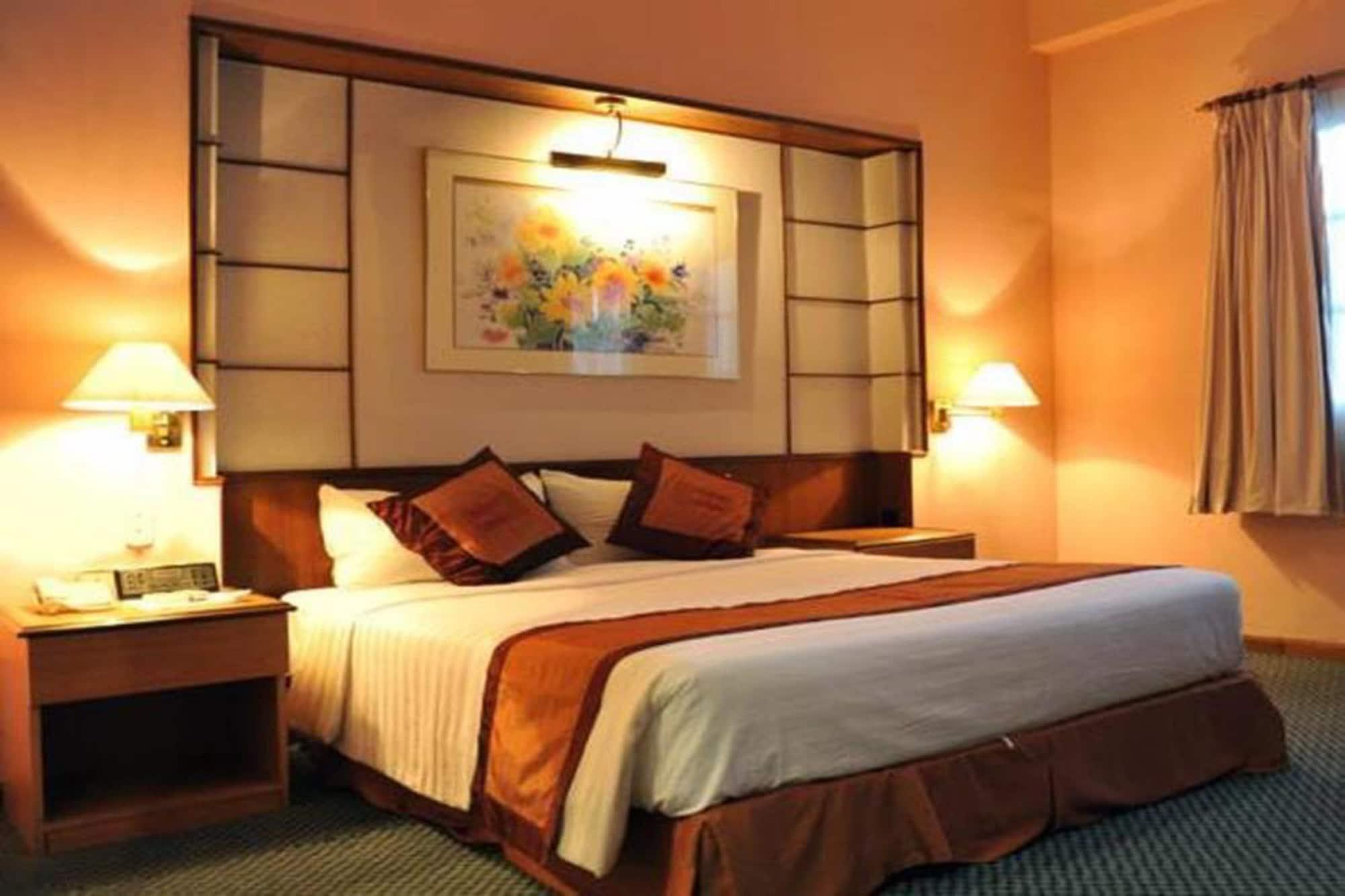 Heritage Hotel 3*