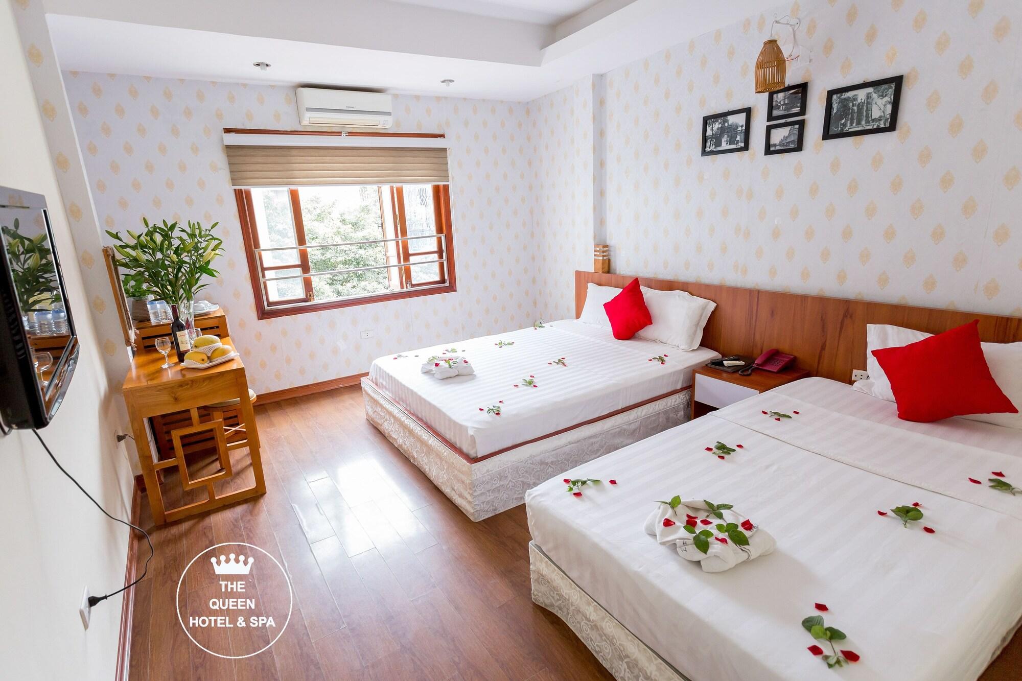 Hotel The Queen & 3*