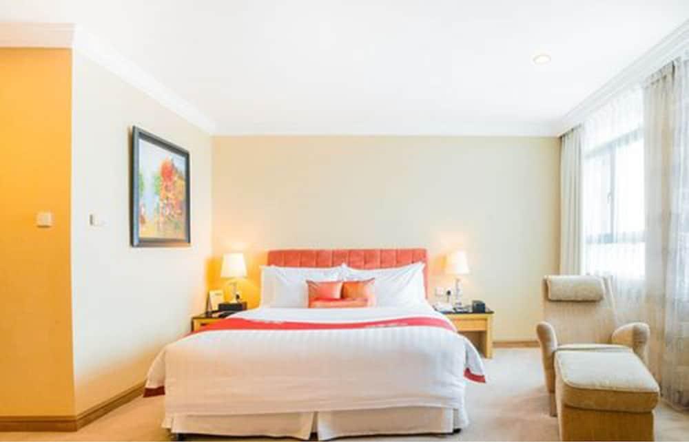 Fortuna Khách sạn 4*