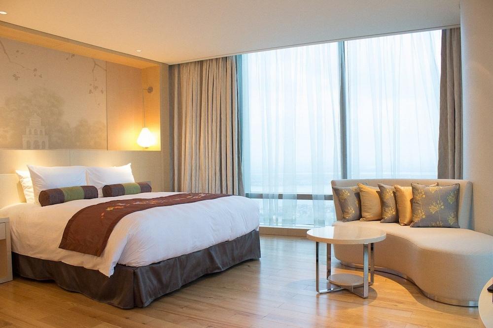 Hotel Lotte 5*