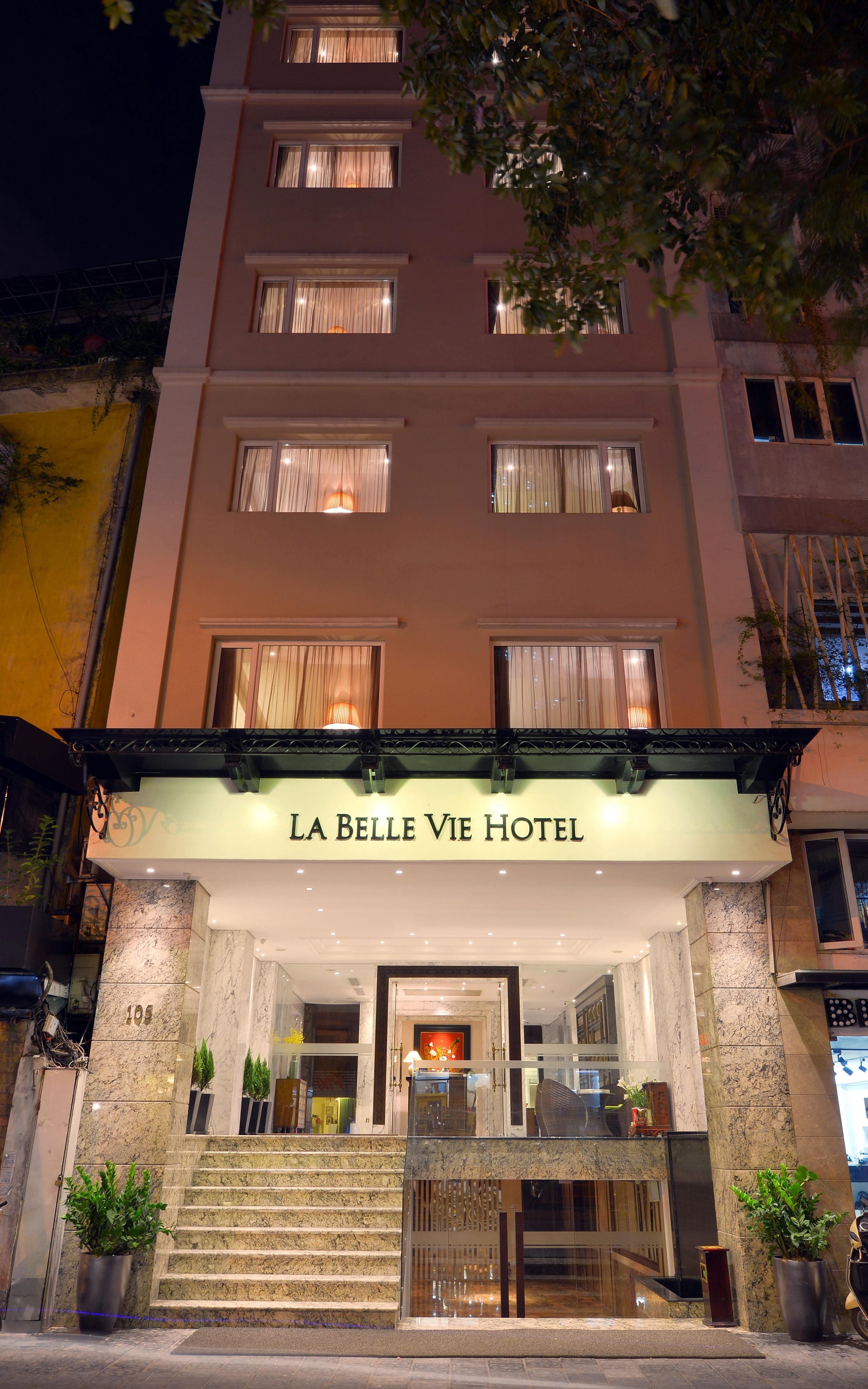 Le Jardin Haute Couture Hotel Hanói