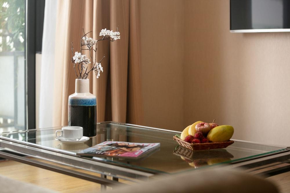 Hotel La Casa Hanoi