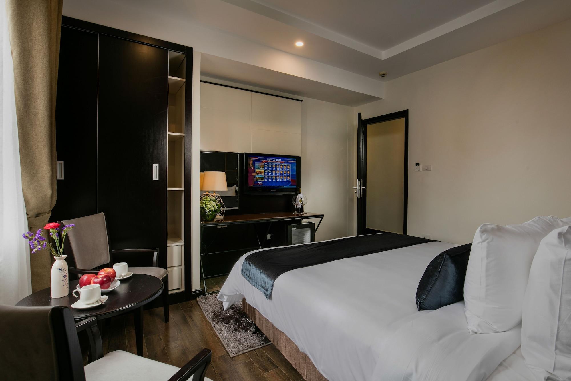 La Sante & 4* Hanoi