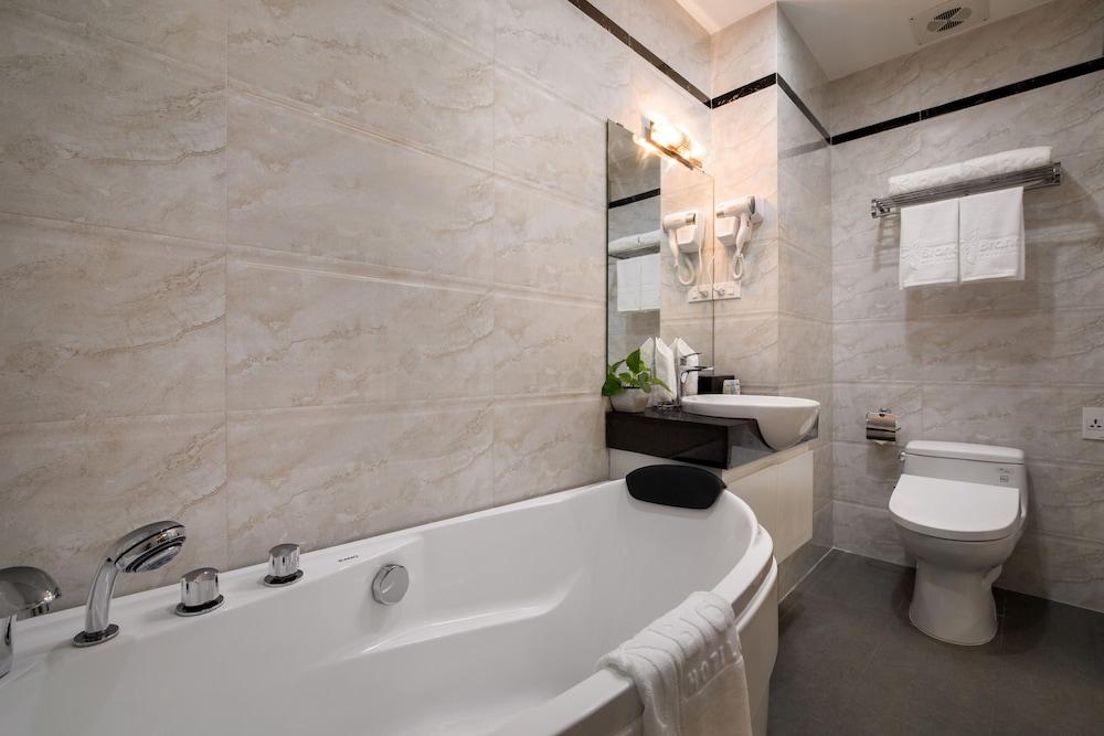 Brandi Fuji Hotel 3*