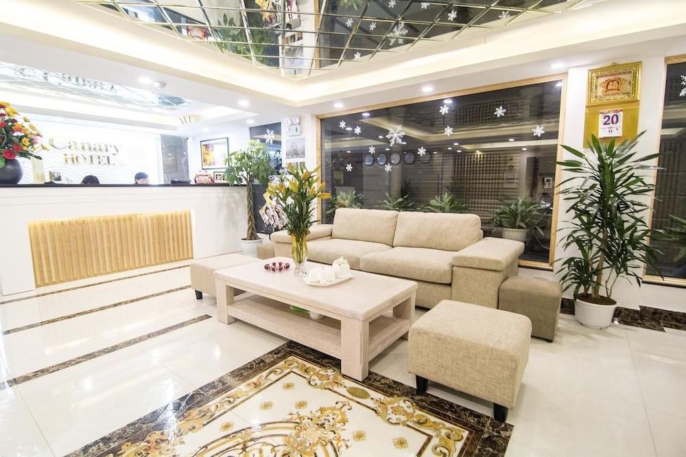 Hotel Canary &