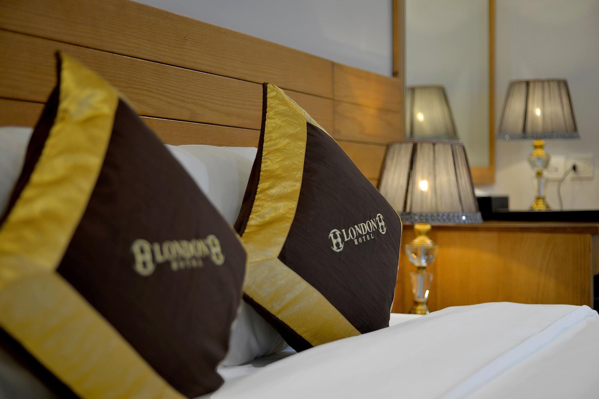 Hotel London 4*