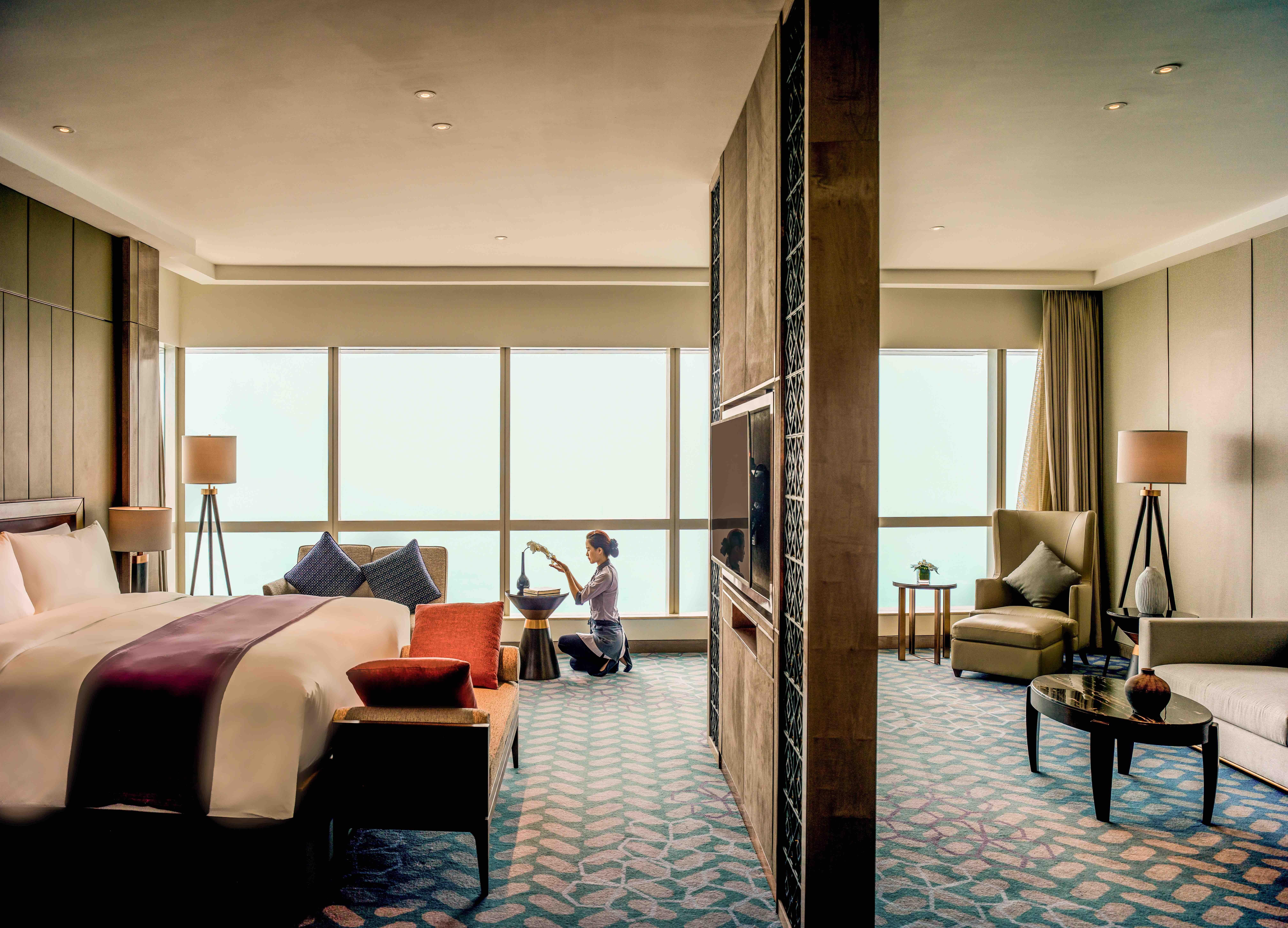 Hotel Intercontinental Landmark72 By Ihg