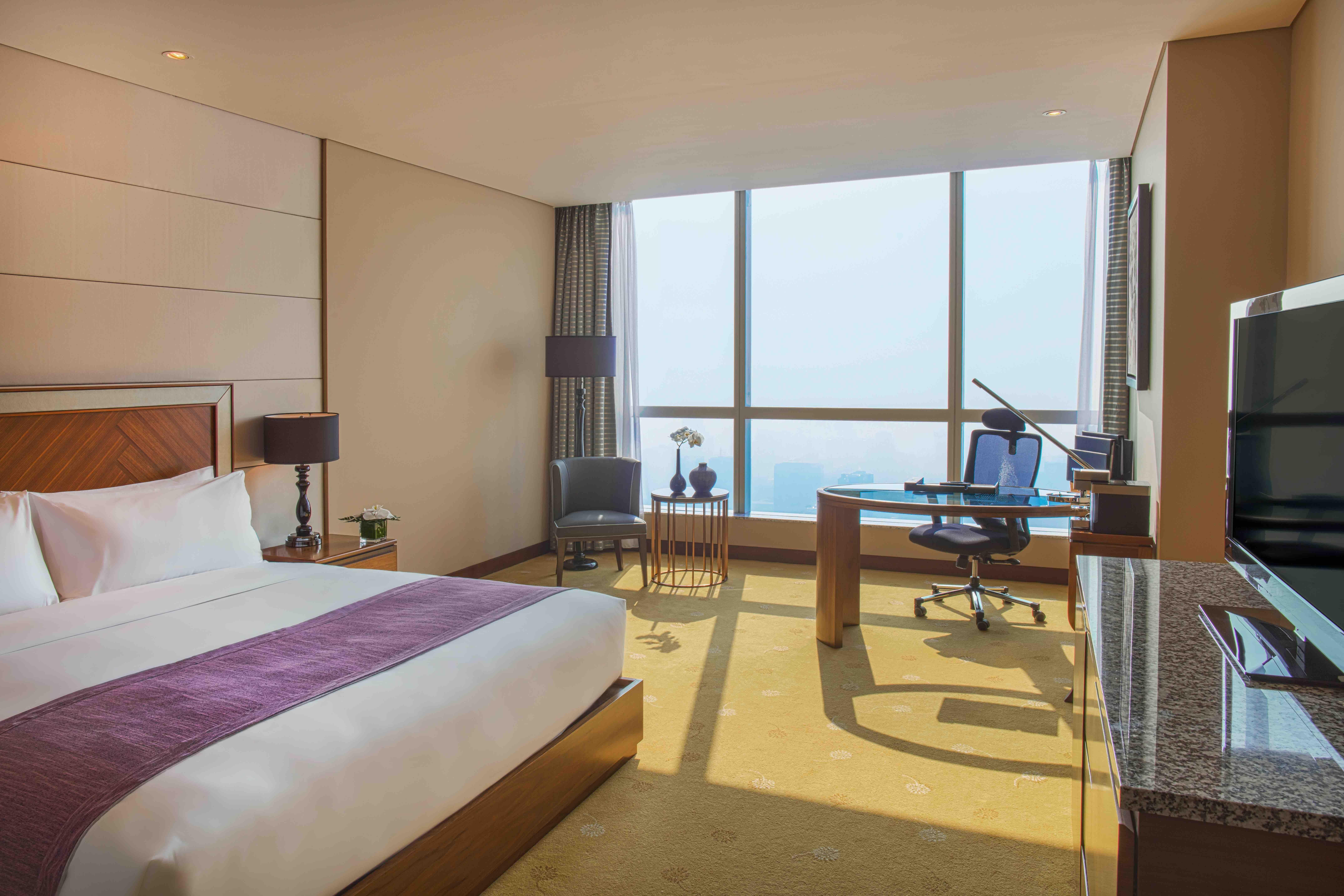 Intercontinental Landmark72 By Ihg Hotel 5*
